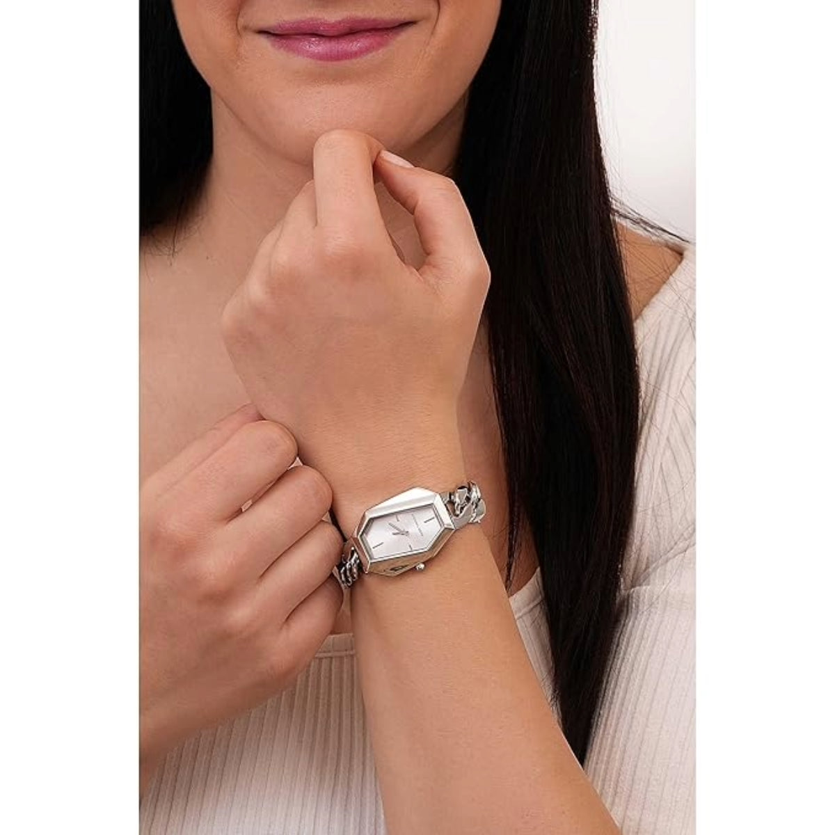 Michael Kors Suri Quartz Silver Dial Analog Stainless Steel Women Watch MK4879