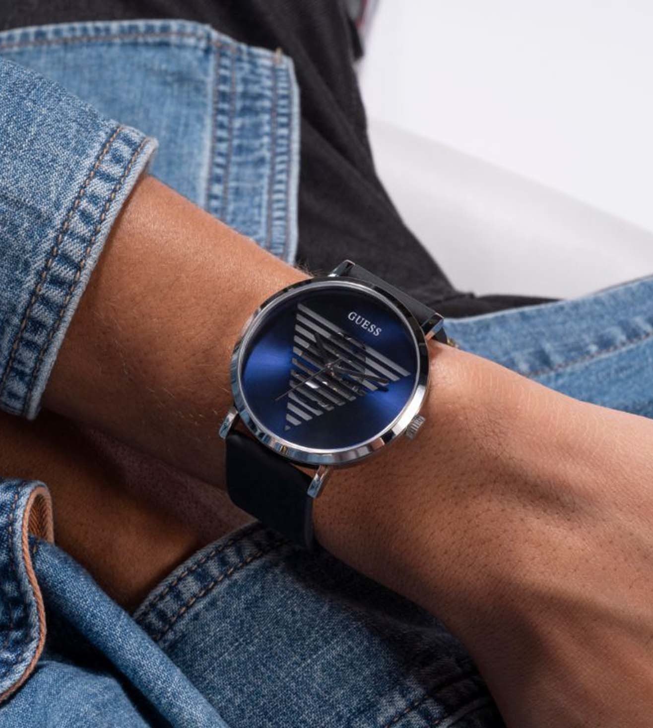 GW0503G2 | GUESS Watch for Men