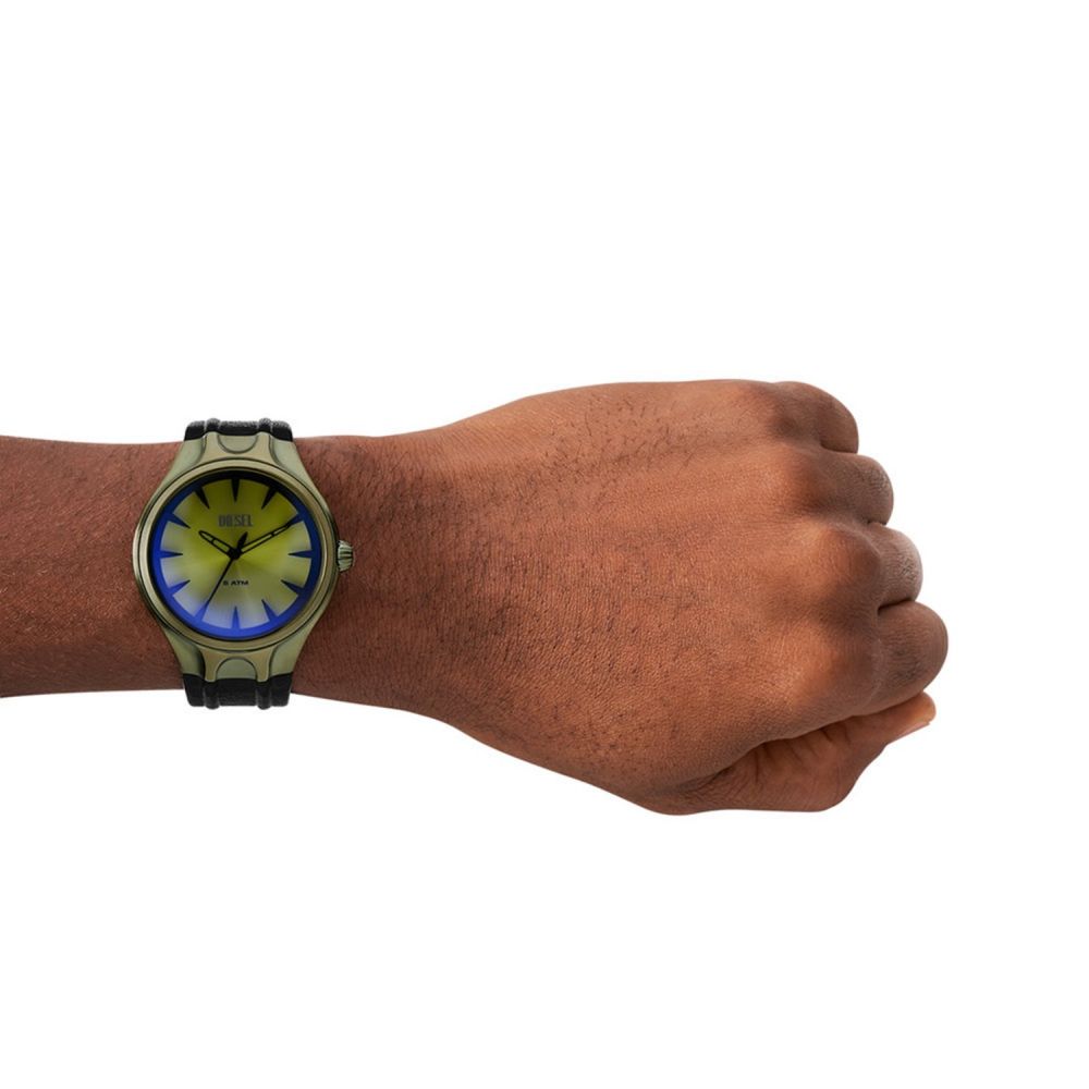 Diesel Streamline Green Dial Analog Leather Strap Men Watch DZ2218