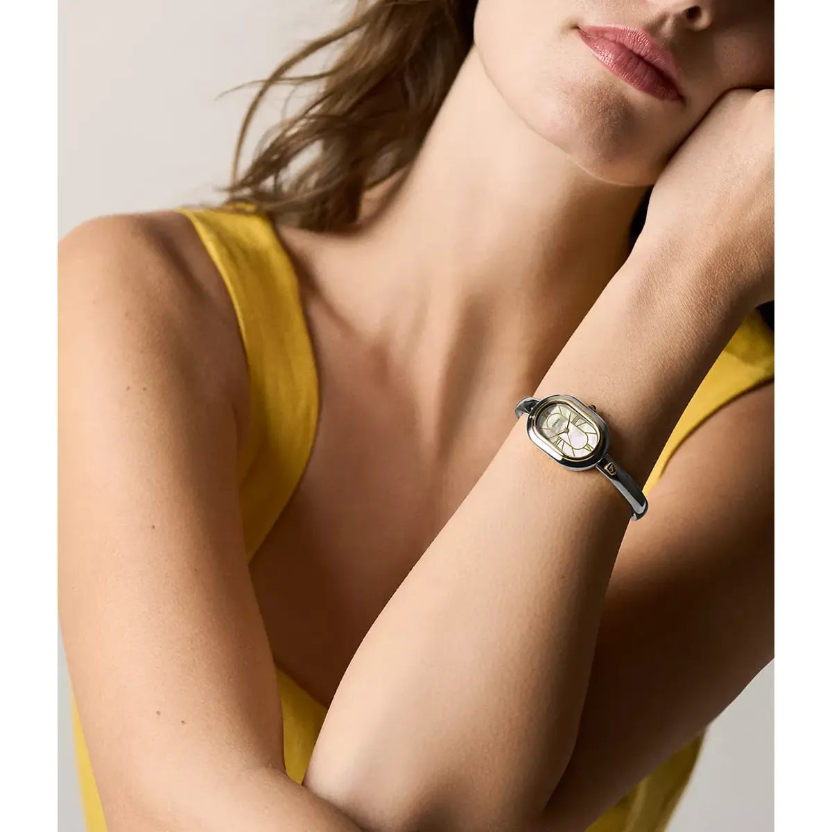 Fossil Sloan Quartz Mother Of Pearl Dial Analog Women's Watch ES5455