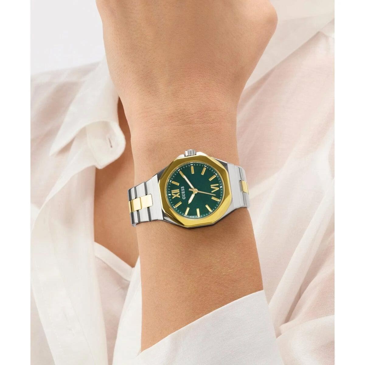 GUESS Quartz Green Dial Analog Women's Watch GW0873L4