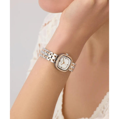 GUESS Quartz White Dial Analog Stainless Steel Women's Watch GW1018L5