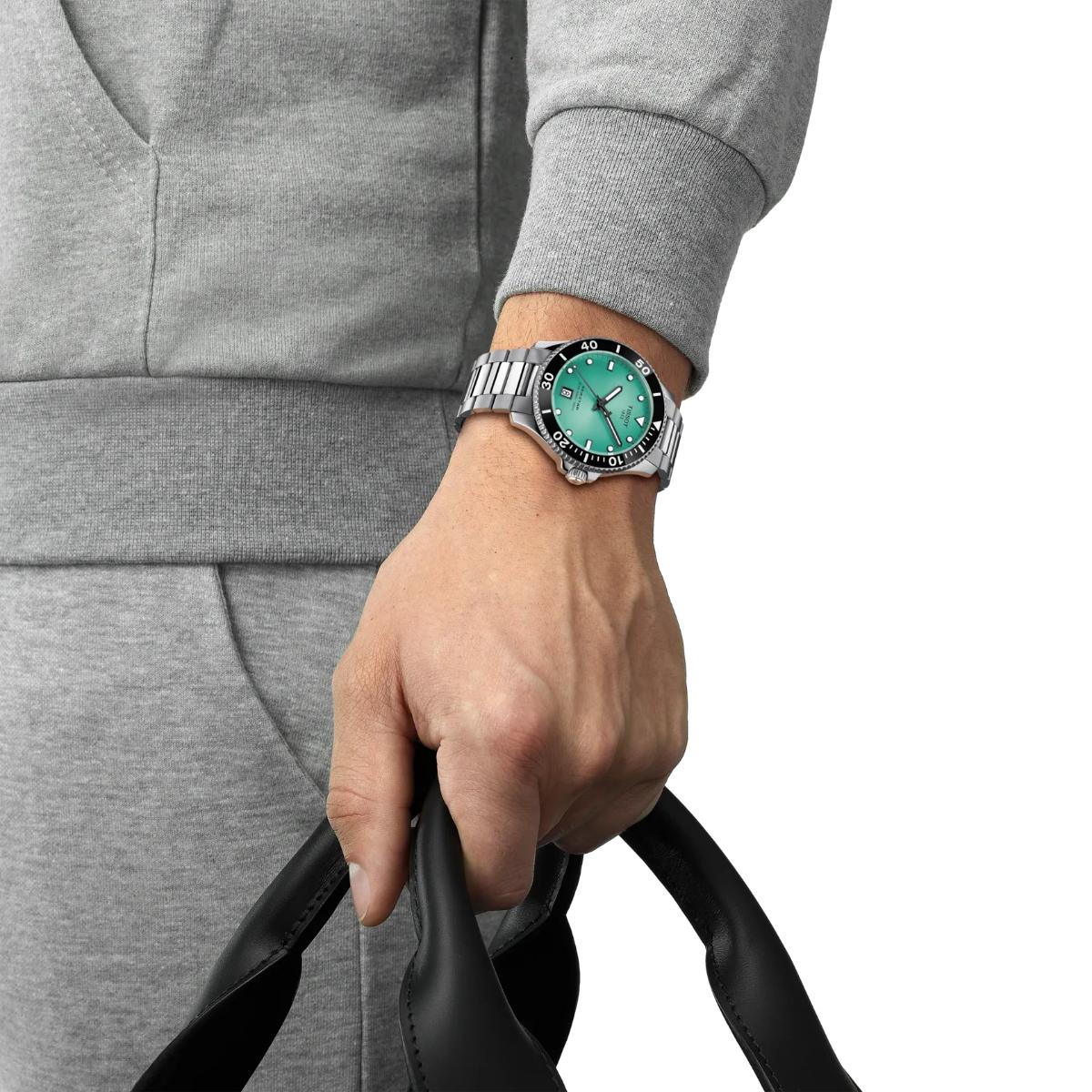Tissot Seastar Quartz Green Dial Analog Men's Watch T1204101109100