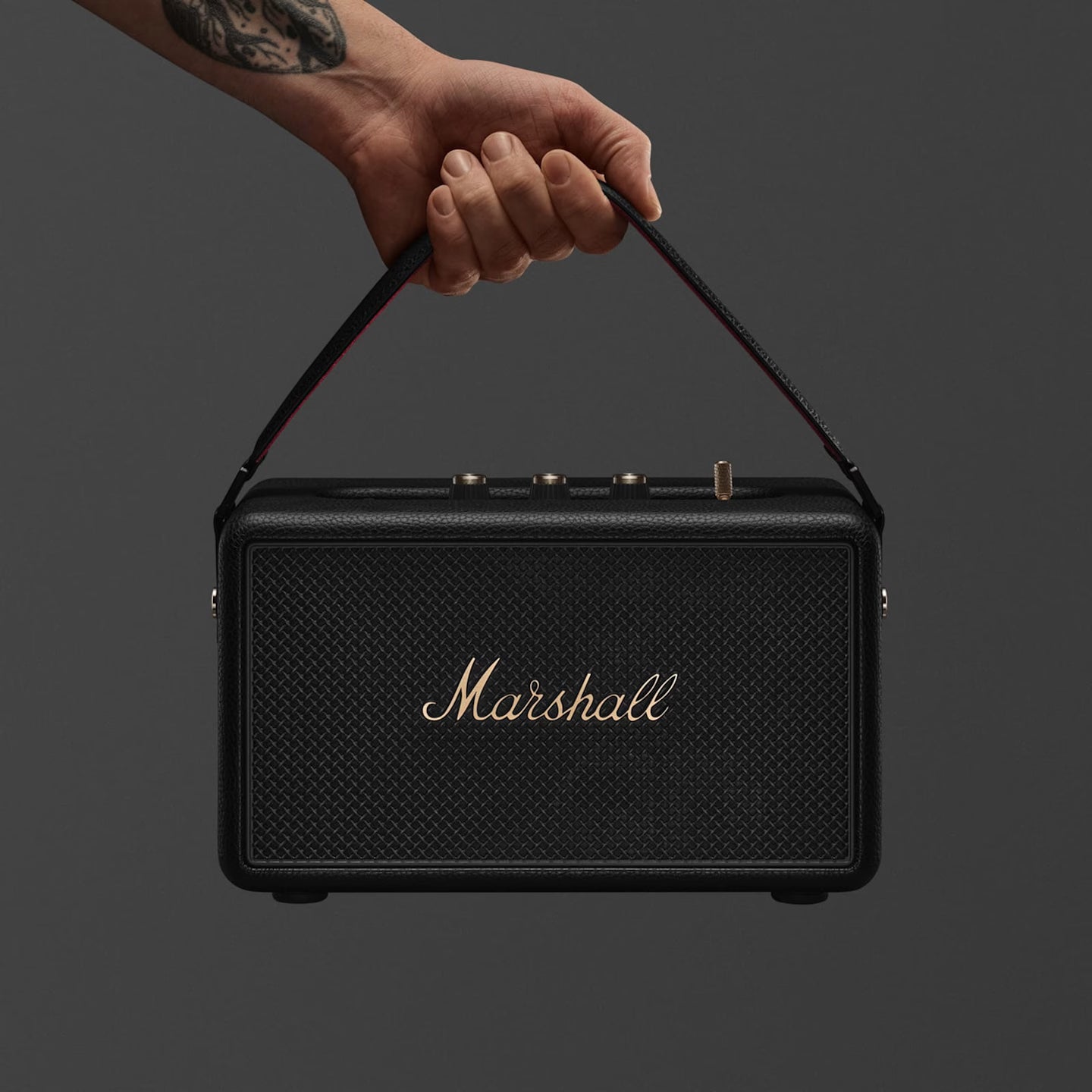 Marshall KILBURN III Wireless speaker with 50+ hours Playtime Black and Brass