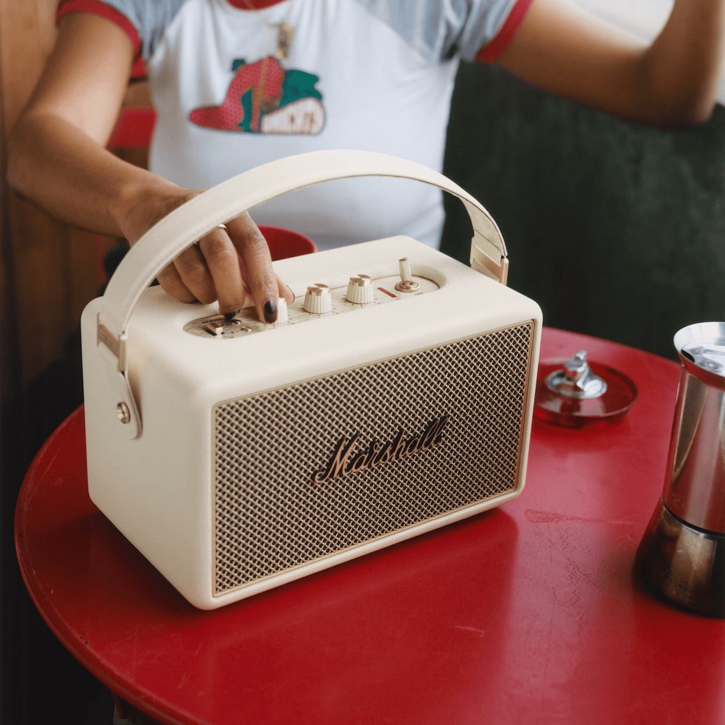 Marshall KILBURN III Wireless speaker with 50+ hours Playtime Cream