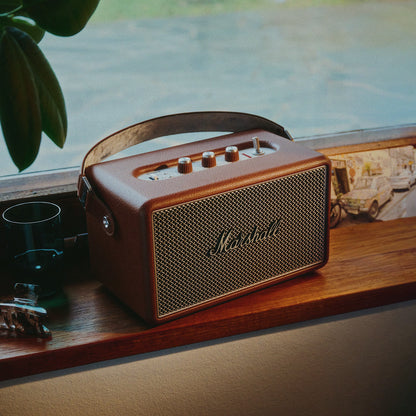 Marshall KILBURN III Wireless speaker with 50+ hours Playtime Brown
