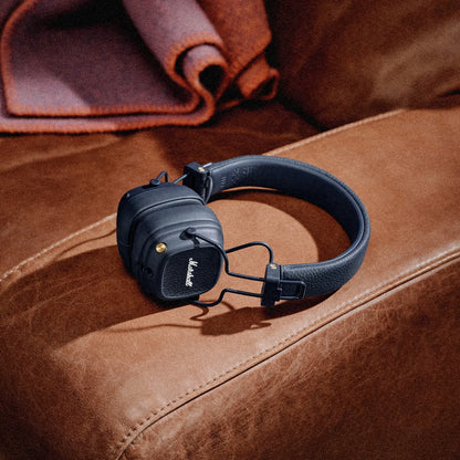 Marshall MAJOR V Wireless on-ear headphones with 100+ hours of playtime Blue